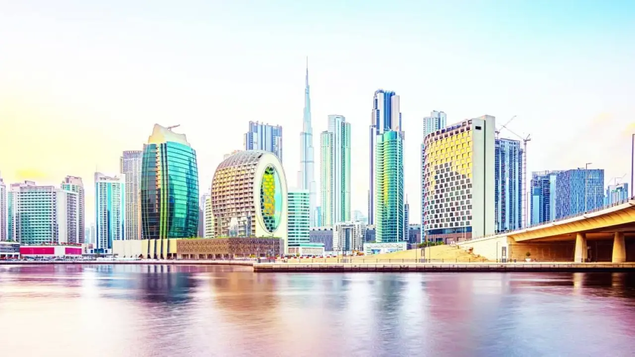 دبي تستعيد زخم قطاعها المالي وتعتمد على ثقة الأسواق العالمية المتنامية